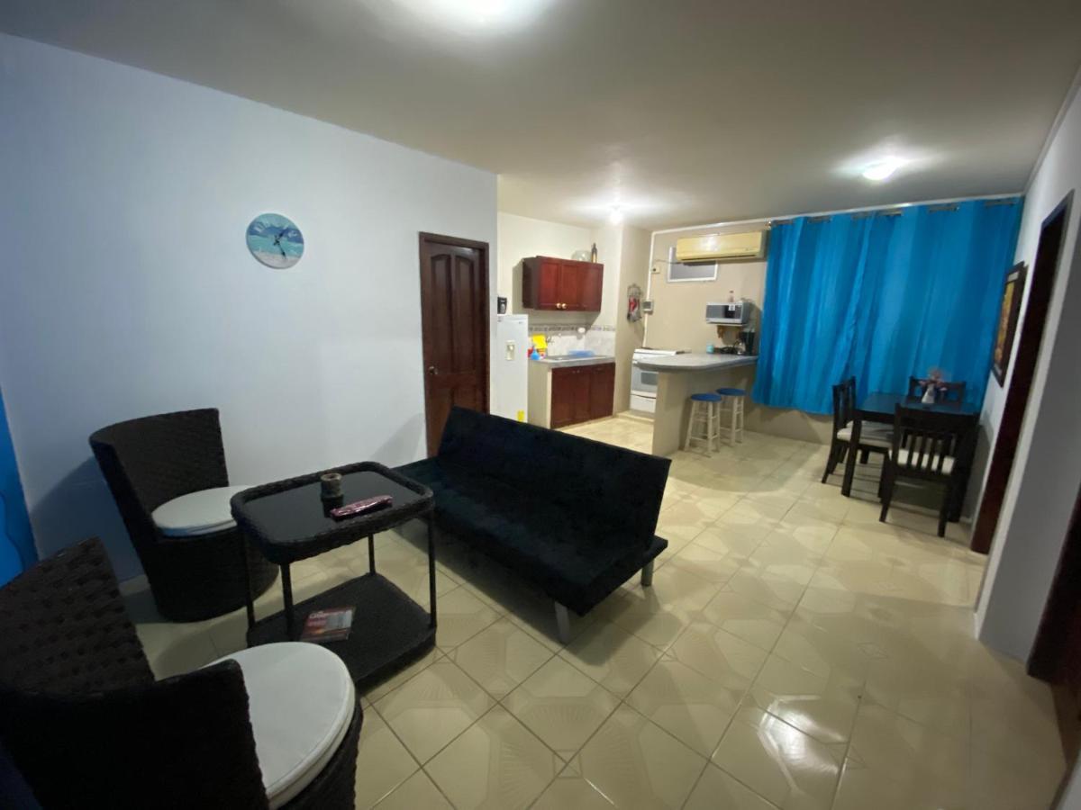 Playa Suites, Cerca Del Malecon マンタ エクステリア 写真