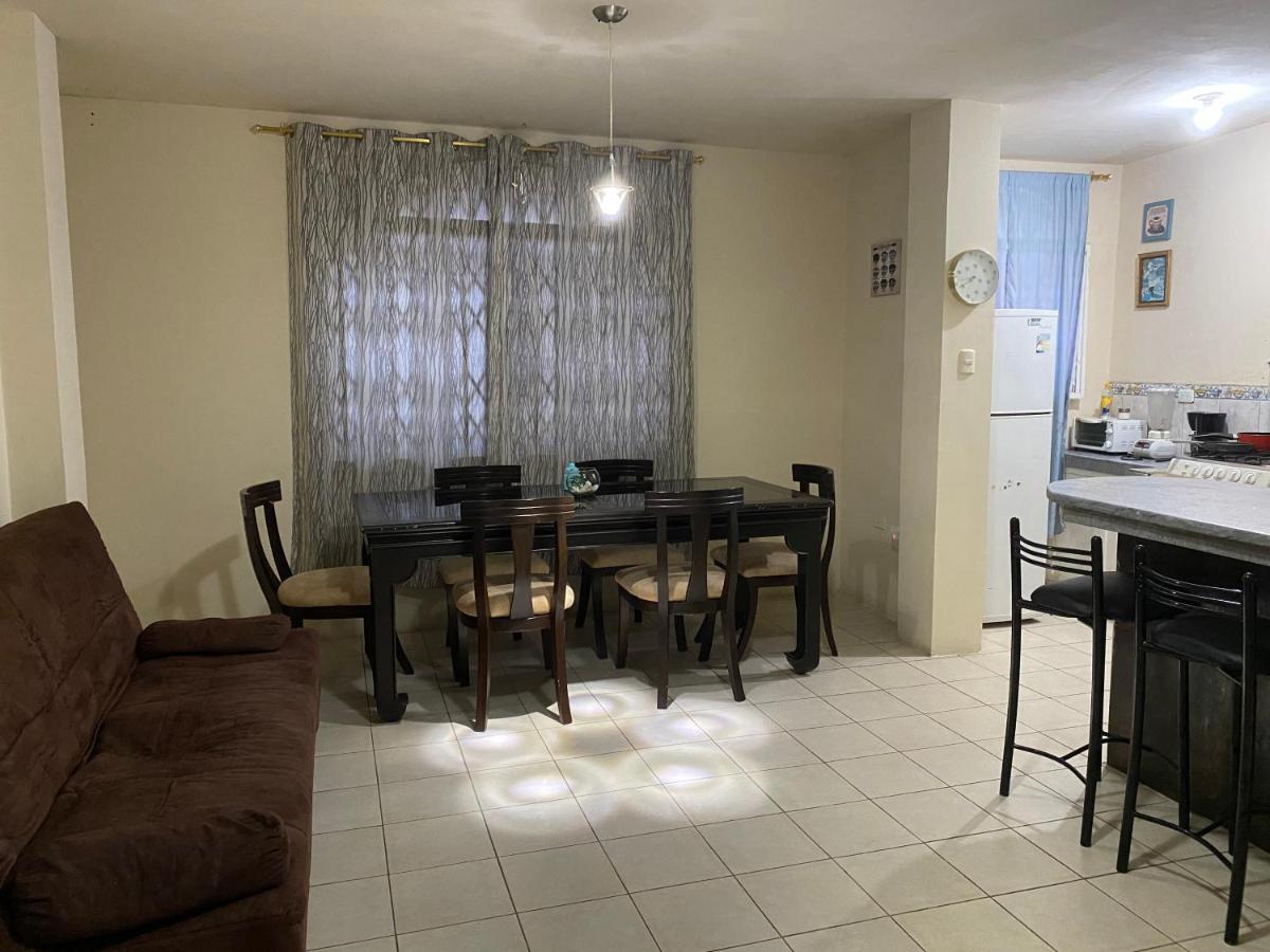 Playa Suites, Cerca Del Malecon マンタ エクステリア 写真