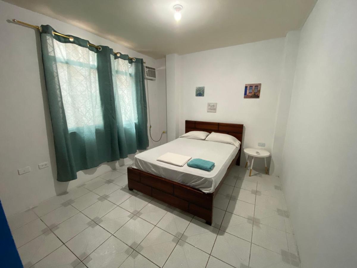 Playa Suites, Cerca Del Malecon マンタ エクステリア 写真