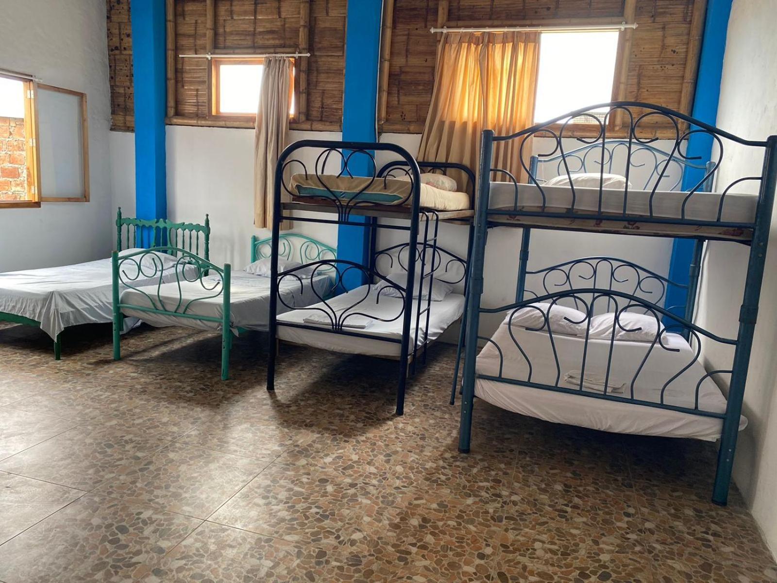 Playa Suites, Cerca Del Malecon マンタ エクステリア 写真