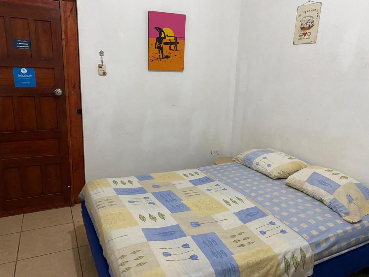 Playa Suites, Cerca Del Malecon マンタ エクステリア 写真