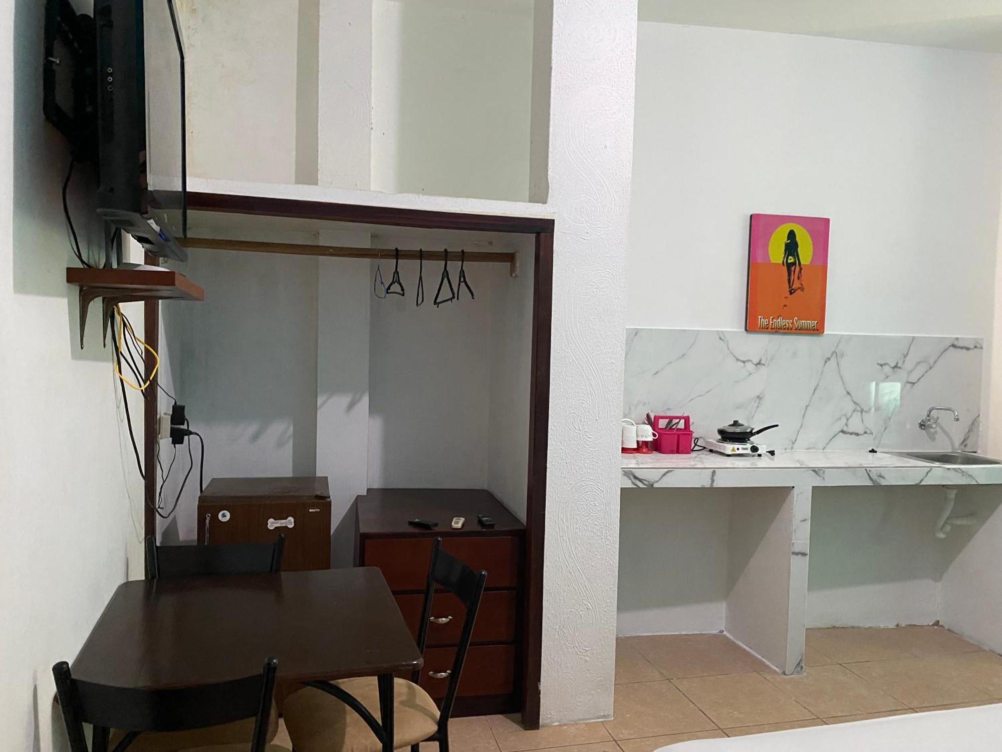 Playa Suites, Cerca Del Malecon マンタ エクステリア 写真